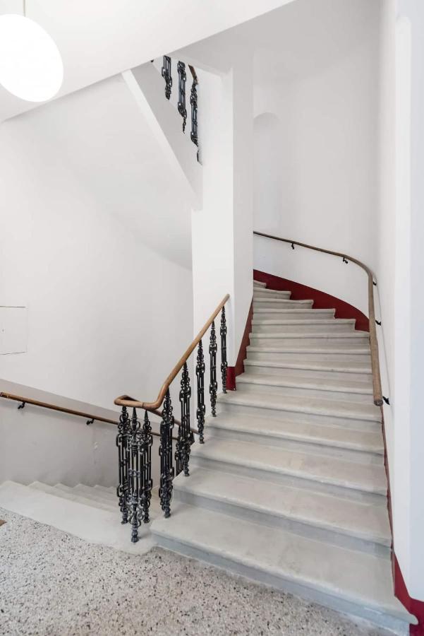 ⍟Luxurious And Bright⍟ 5 Min Walk To City Center Apartamento Viena Exterior foto