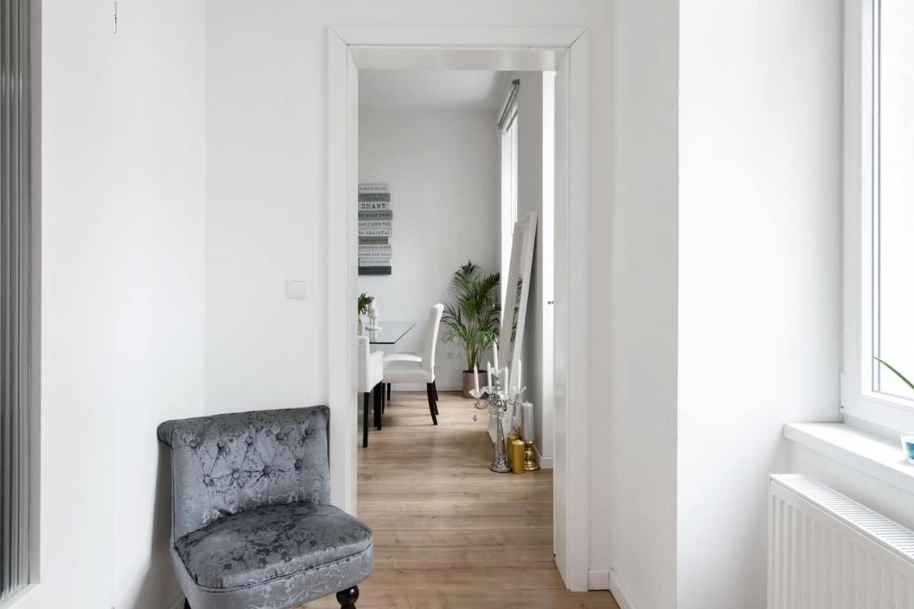 ⍟Luxurious And Bright⍟ 5 Min Walk To City Center Apartamento Viena Exterior foto