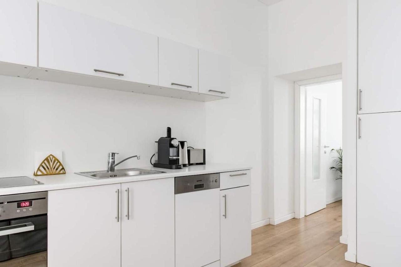 ⍟Luxurious And Bright⍟ 5 Min Walk To City Center Apartamento Viena Exterior foto