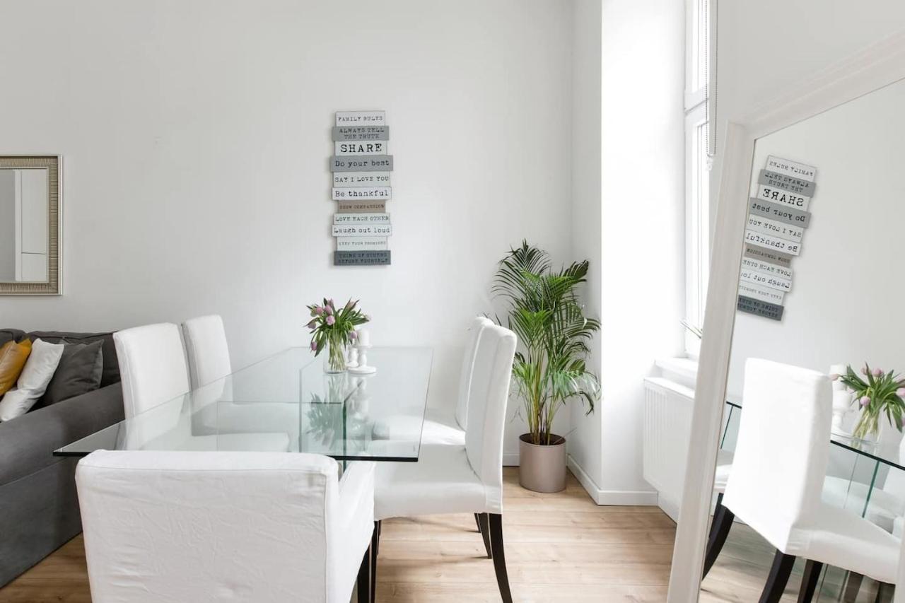 ⍟Luxurious And Bright⍟ 5 Min Walk To City Center Apartamento Viena Exterior foto