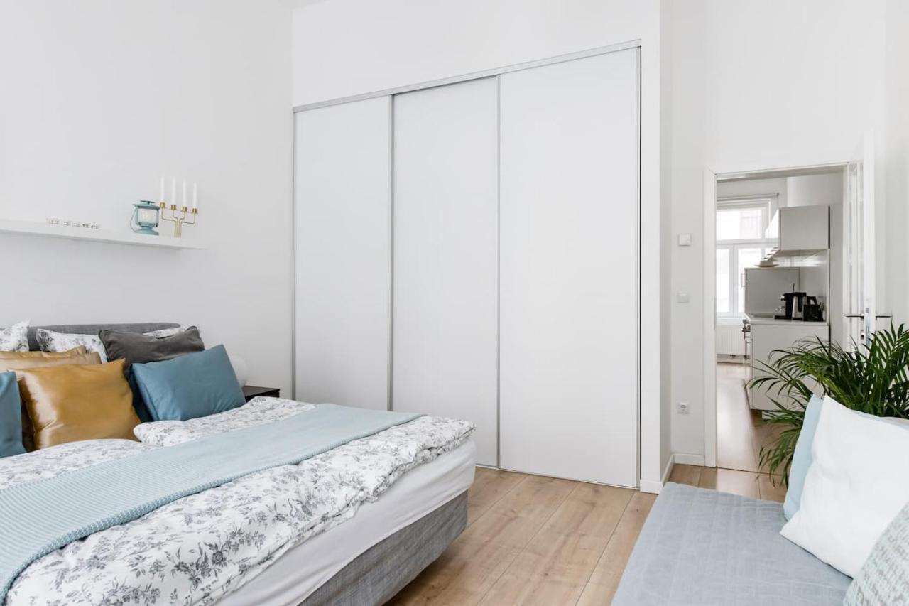 ⍟Luxurious And Bright⍟ 5 Min Walk To City Center Apartamento Viena Exterior foto